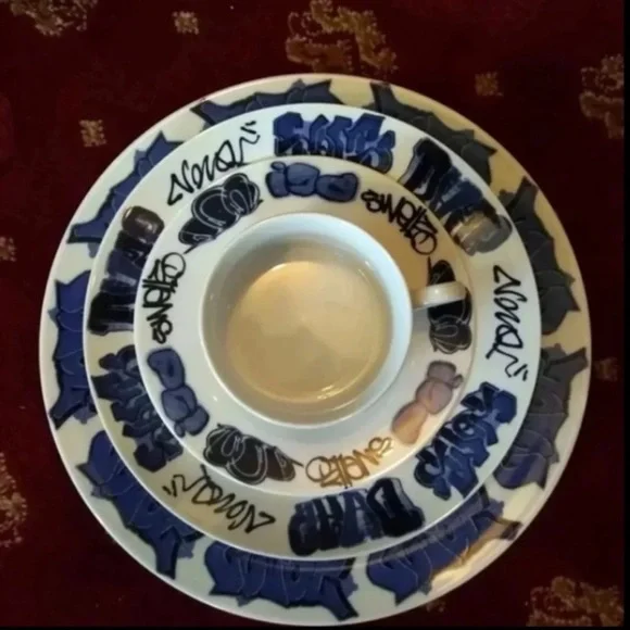 2SETS Lovegrove&Repucci"New York Delft" tableware